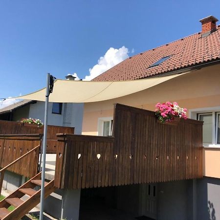 Apartma Kreda Mojstrana Luaran gambar