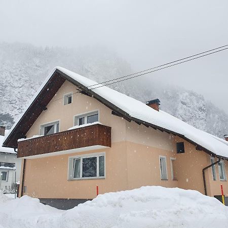 Apartma Kreda Mojstrana Luaran gambar